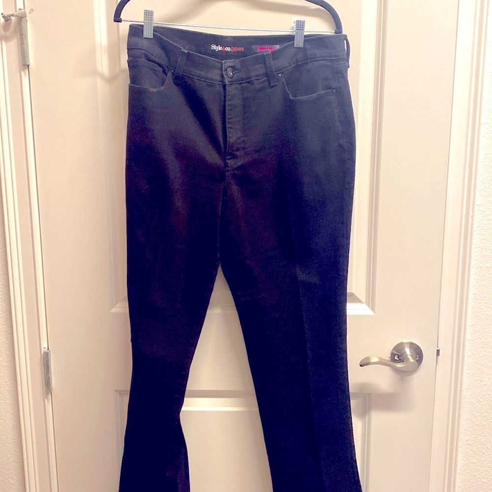 Macy’s Style and Company Misses Black denim boot cut jeans.
